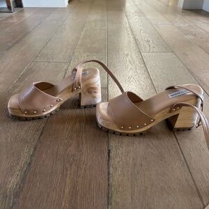 Steve Madden Women’s Ocala Heeled Sandal